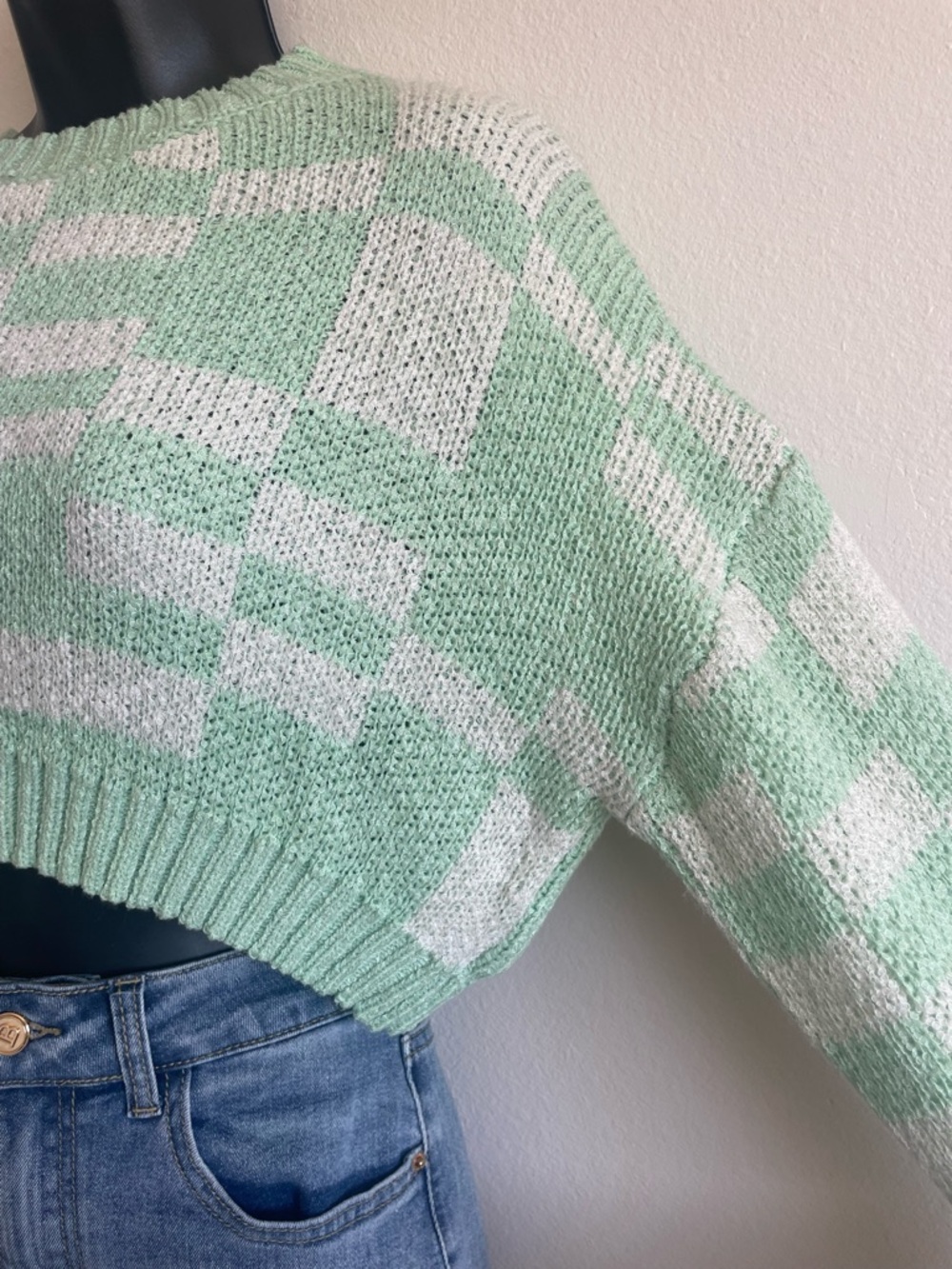 Altar’d State Cropped Sweater Womens Medium Green White Checkered Knit Pullover - Picture 5 of 9